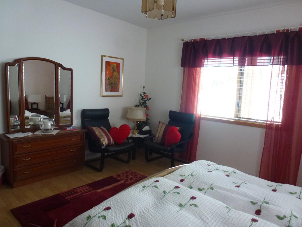 Little Black Bear Lodge/B&B Bridge Lake 外观 照片