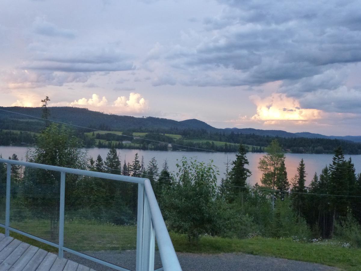 Little Black Bear Lodge/B&B Bridge Lake 外观 照片