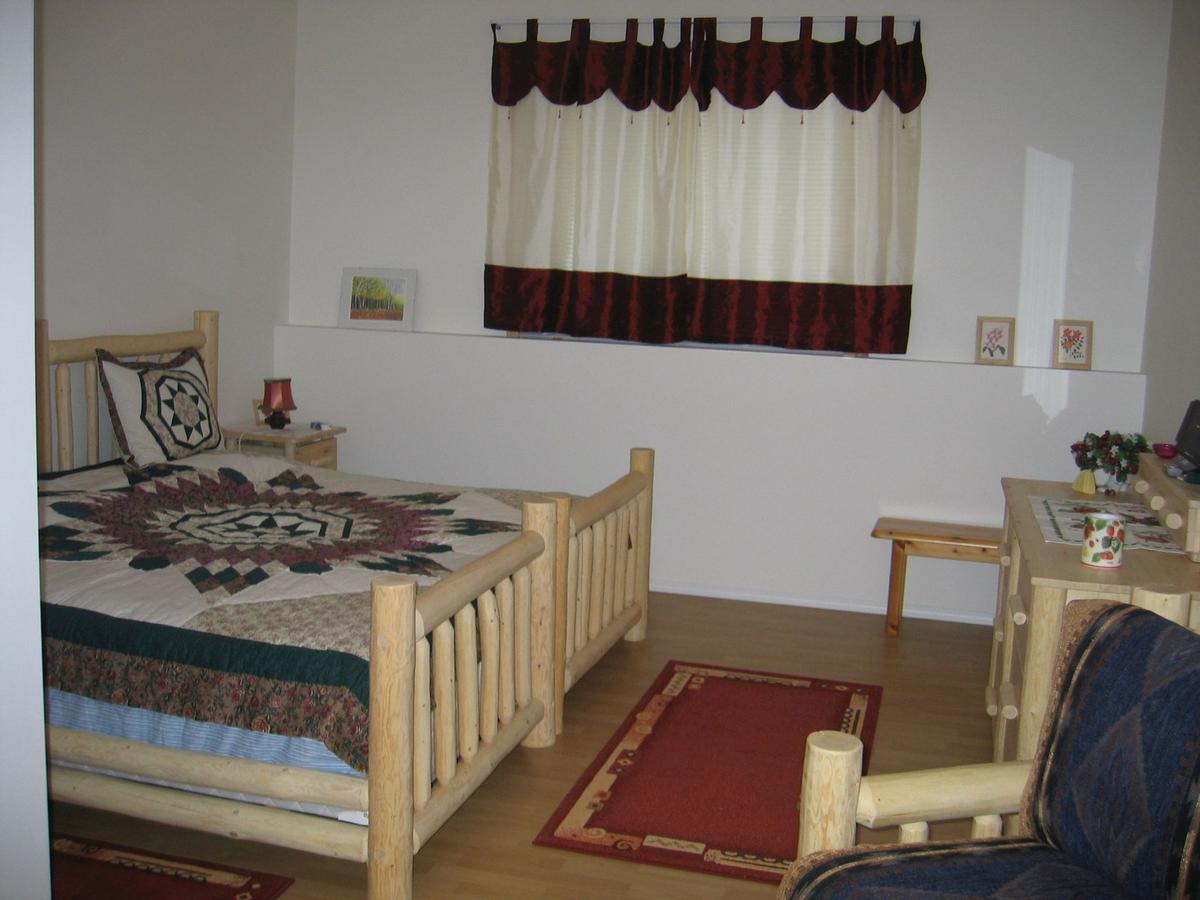 Little Black Bear Lodge/B&B Bridge Lake 外观 照片